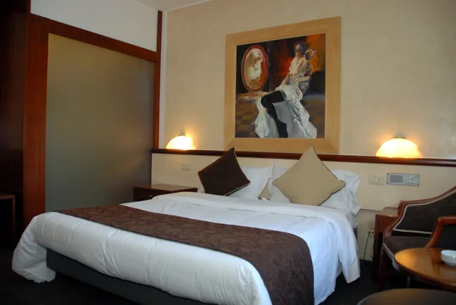 غرفة اقتصادية ثلاثية، Green Motel 4/10