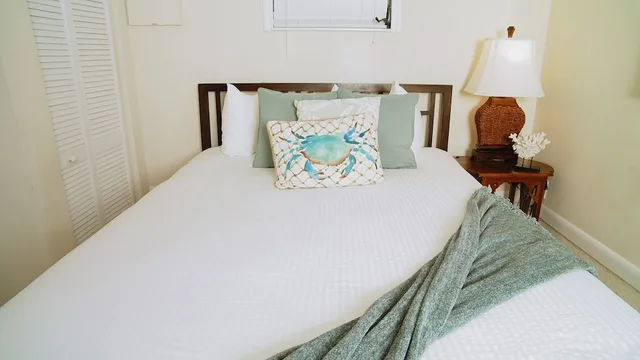 غرفة قياسية بسرير كوين بإطلالة على الحديقة، Coconut Palm Inn 2/5