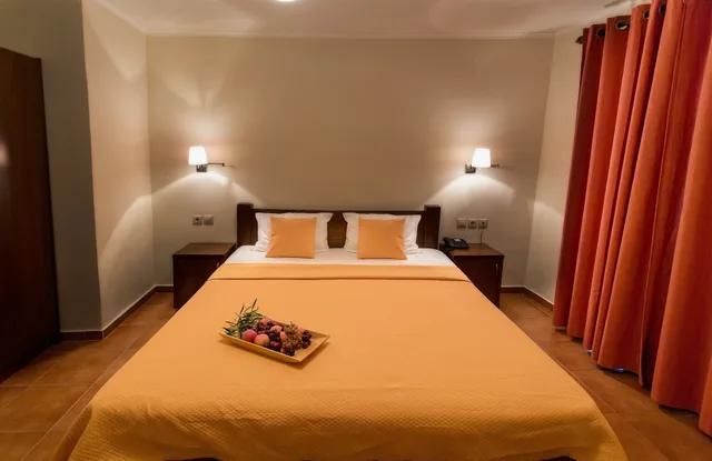 شقة بسرير مزدوج وسريرين منفصلين بإطلالة على البحر بغرفتي نوم، Morfeas Hotel 1/1