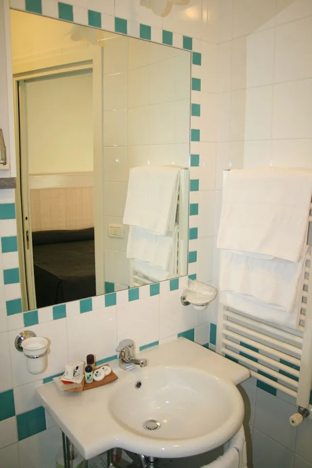 غرفة قياسية بسرير مزدوج، Agave Hotel Residence Inn 3/3