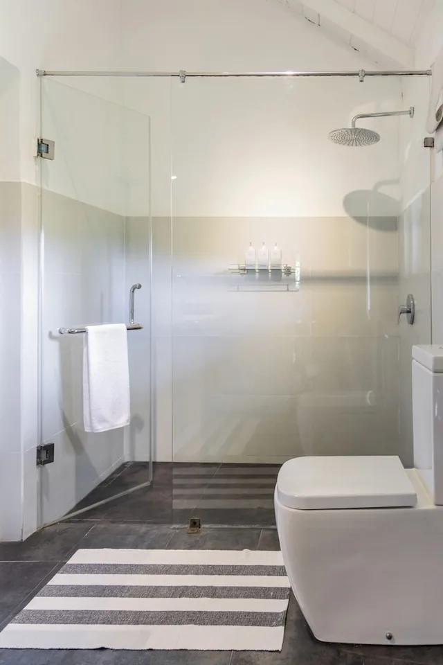 غرفة سوبيريور بسرير كوين، Ferncliff Bungalow 4/5