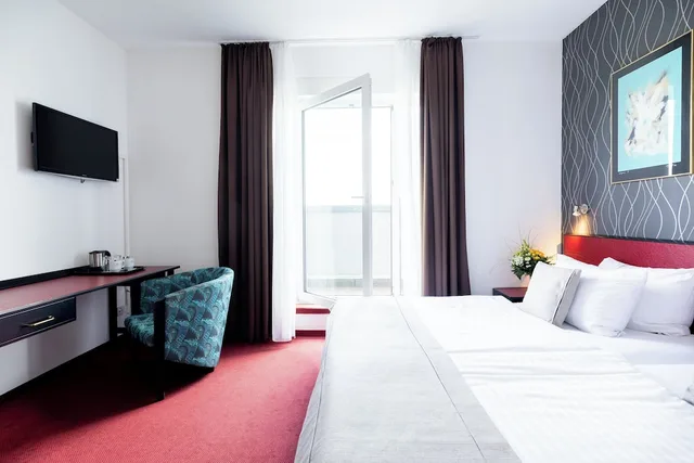 غرفة قياسية بسريرين منفصلين، Hotel Aviva Neue Messe 7/10
