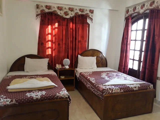 غرفة قياسية بإطلالة على النهر بغرفة نوم واحدة مفردة بسرير فردي للمدخنين، El Mesala Hotel 6/10