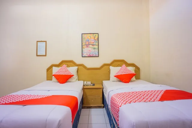 غرفة قياسية بسريرين منفصلين، OYO 1636 Wisma Kuta Karang 4/5