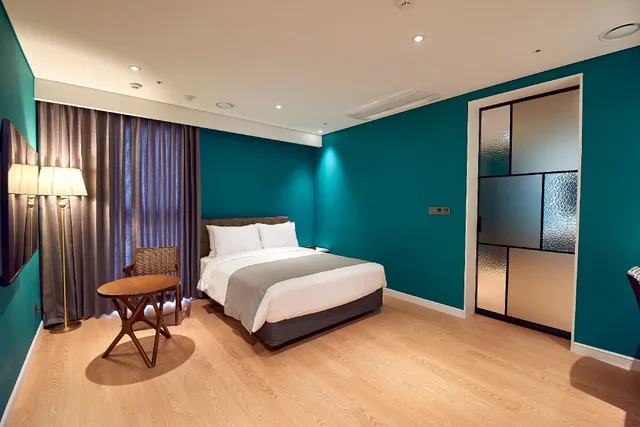 Prime, Family Suite, Double and Twin Beds, Busan City Hotel 1/2