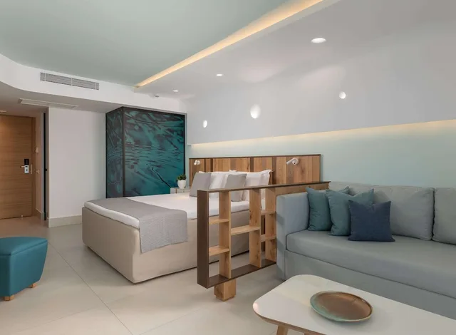 غرفة قياسية بسرير مزدوج بإطلالة على البحر في المبنى الرئيسي، Arina Beach Resort 2/3