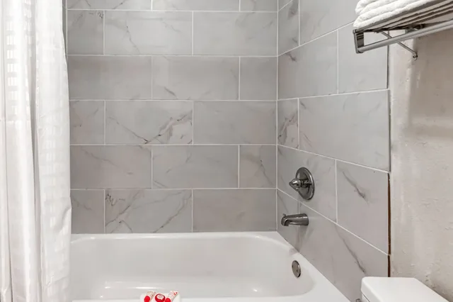 غرفة بسريرين كوين، Rodeway Inn & Suites Jefferson 10/10