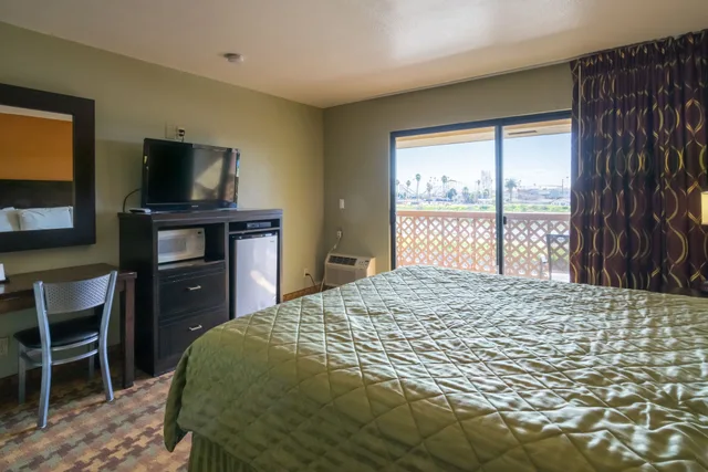 غرفة قياسية بسرير كينج بإطلالة، Ocean Gate Inn 1/10