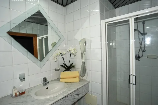 غرفة كلاسيكية ثلاثية، Hotel Borgo Marina 8/8
