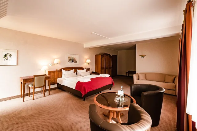 جناح جونيور بسريرين منفصلين، Das 53 Hotel 2/3