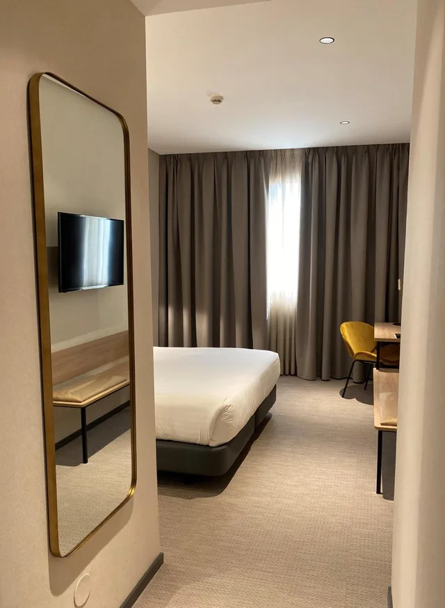 غرفة سوبيريور مفردة، Silken Ciudad Gijon 2/8