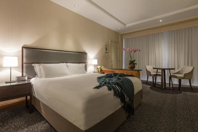 Oaks Gold Coast Hotel, Surfers Paradise, Gold Coast 18/75
