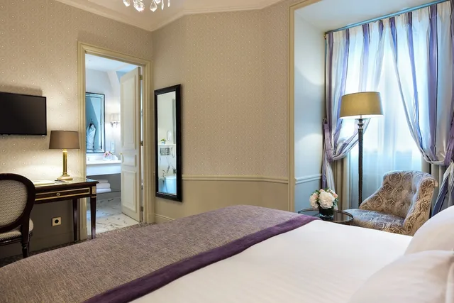 غرفة تنفيذية، Hotel Westminster 5/9