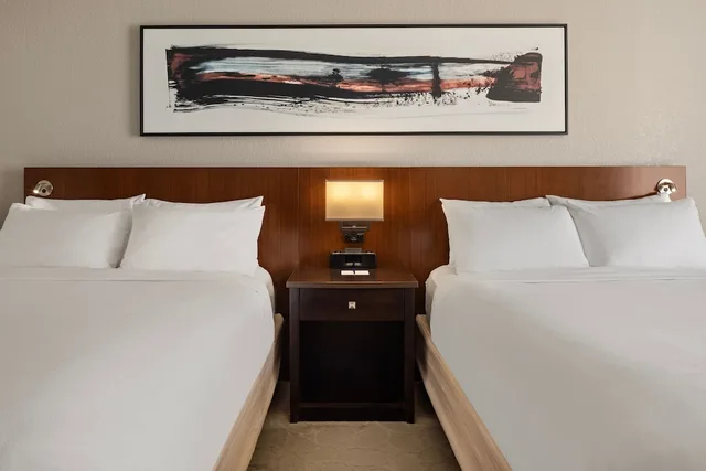 Room, 2 Queen Beds, Accessible, Delta Hotels Minneapolis Northeast 1/2
