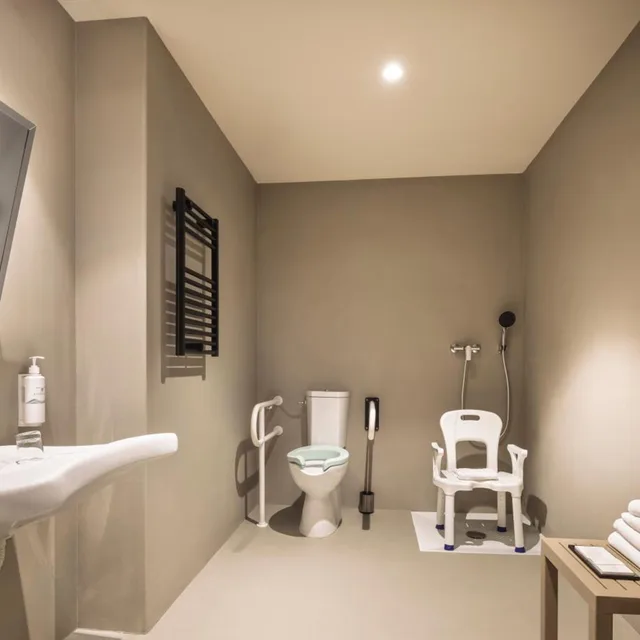 غرفة بسريرين منفصلين لذوي الإعاقة، Remisens Hotel Lucija 4/4