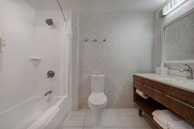 جناح استوديو بسريرين كوين لذوي الإعاقة، HOME2 SUITES BY HILTON STILLWATER 3/4