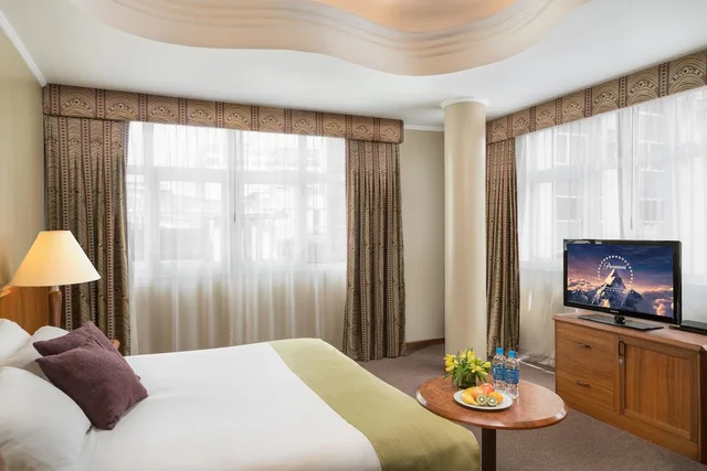 جناح جونيور بسرير كينج، PALACE GUAYAQUIL 2/3