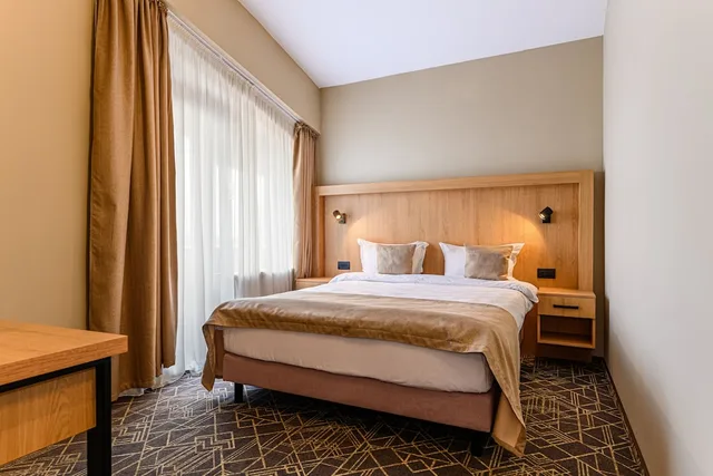 غرفة اقتصادية بسرير مزدوج، Hotel Central Pascani 1/5