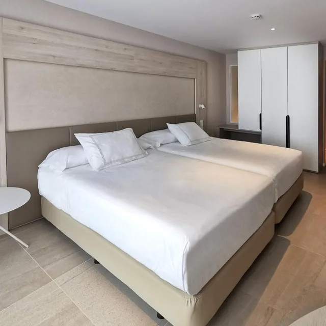 غرفة بسرير مزدوج، Hotel & Spa Castillo De Peñiscola 1/10