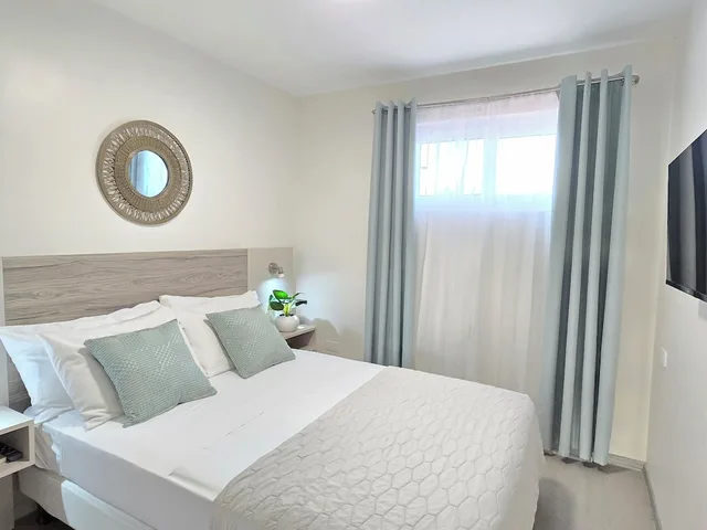 شقة ديلوكس بسرير كوين وسريرين مزدوجين، Bubali Villa And Apartments 2/10