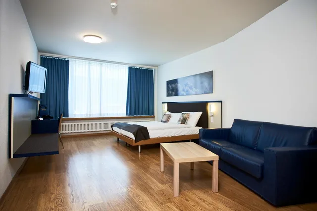 غرفة سوبيريور رباعية، Bristol Hotel Zurich 9/10