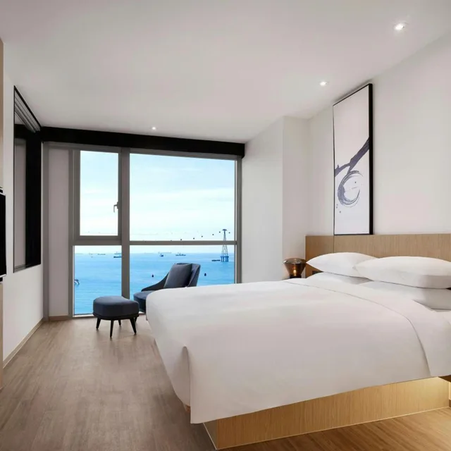 جناح بسرير كينج بإطلالة على البحر بغرفة نوم واحدة، Fairfield by Marriott Busan Songdo Beach 2/7