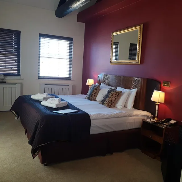 Deluxe, Suite, St Giles House Hotel 3/10
