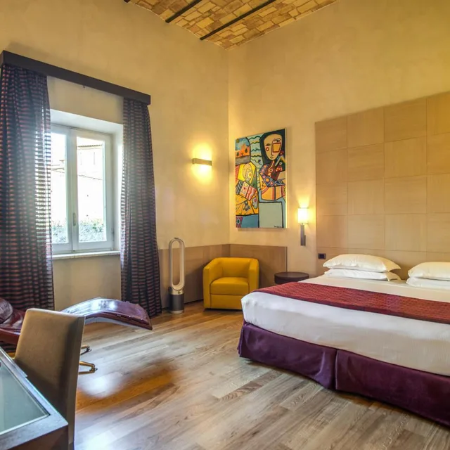غرفة ديلوكس بسرير كينج، Kolbe Hotel Rome 1/8