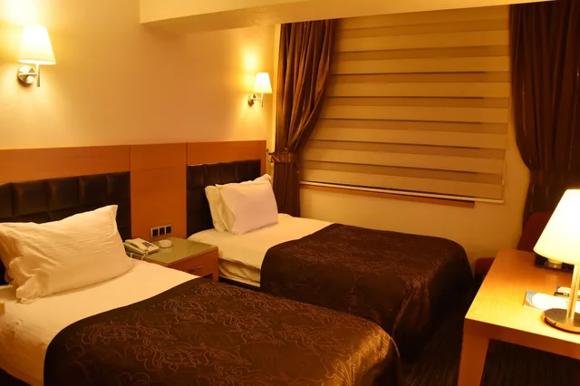Standard, Twin Beds, Grand Simay Hotel 1/5