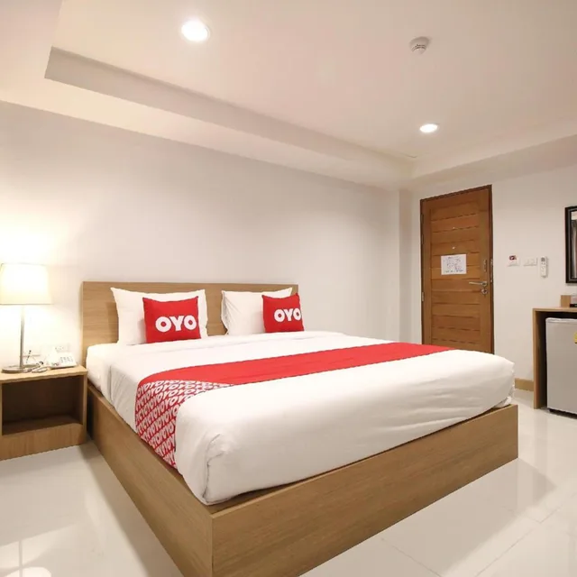 غرفة سوبيريور بسرير كينج، OYO 483 Pannee Hotel Khaosan 1/9