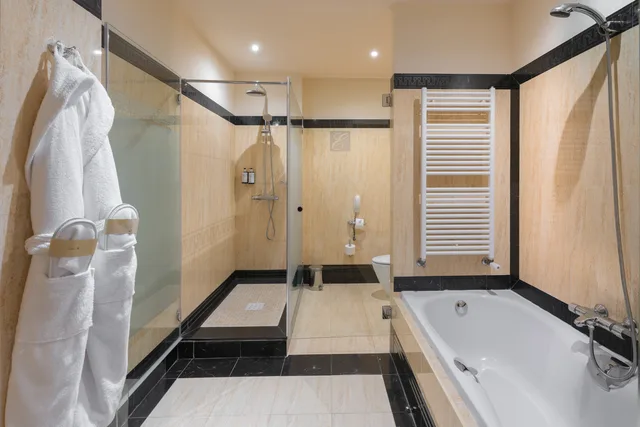 غرفة متصلة سوبيريور عائلية، Elba Estepona Gran Hotel and Thalasso Spa 4/5