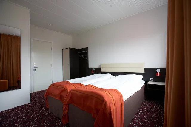Medium, Queen Bed, Sea View، Hotel Torshavn 3/5