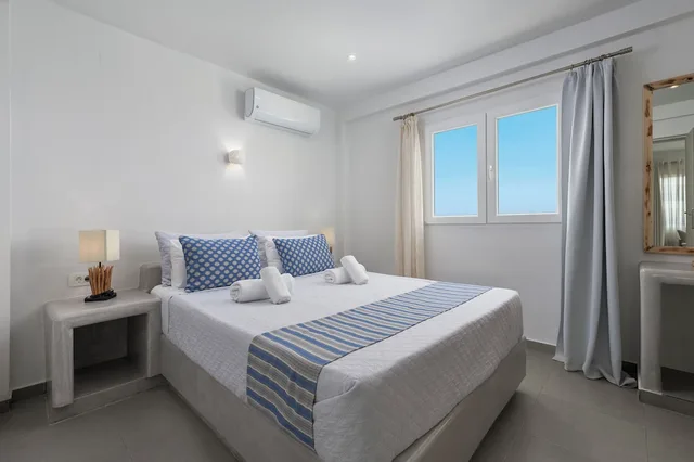 Panoramic, Suite, 2 Double Beds, Sea View, Gizis Cliffside Suites 1/8