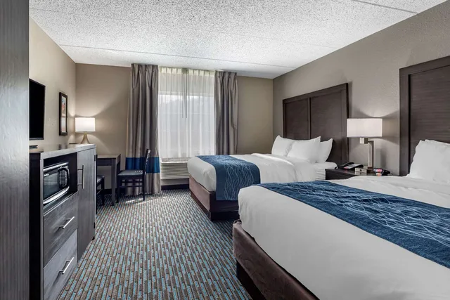 غرفة بسريرين كوين، Comfort Inn Griswold, CT 2/3
