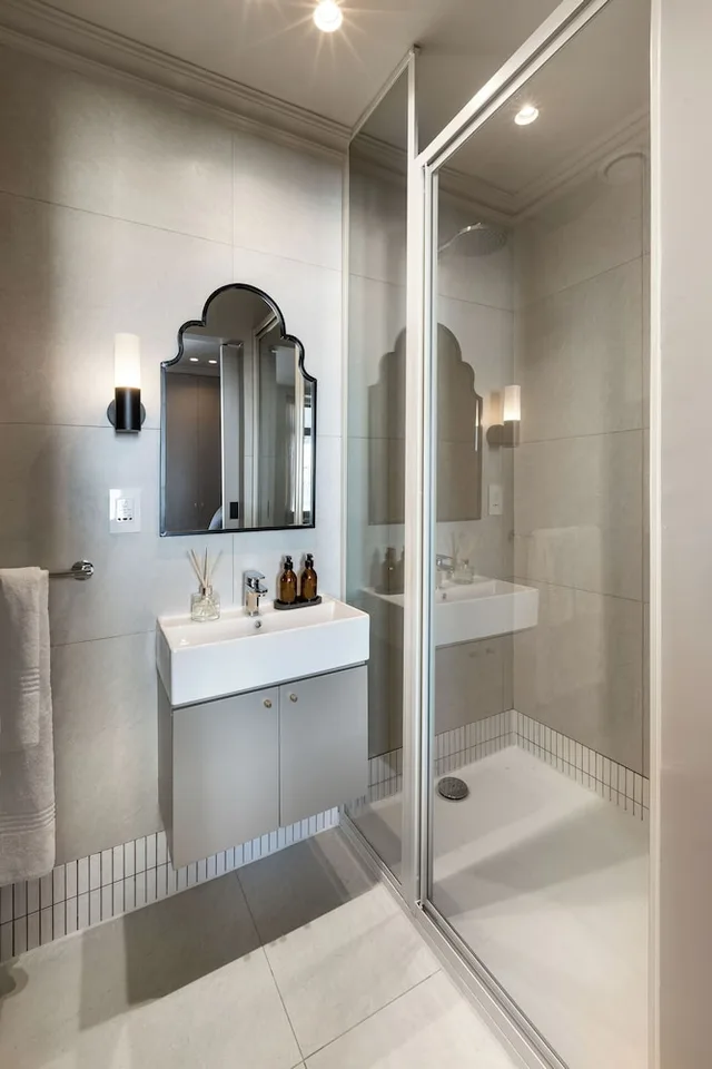 استوديو بسرير كوين، Charles Hope Boutique Hometel 8/10