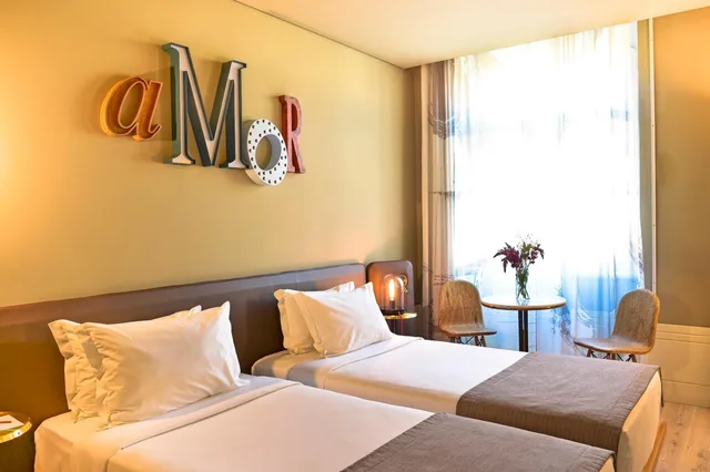 غرفة عائلية بسرير مزدوج وسريرين منفصلين، My Story Hotel Rossio 1/9