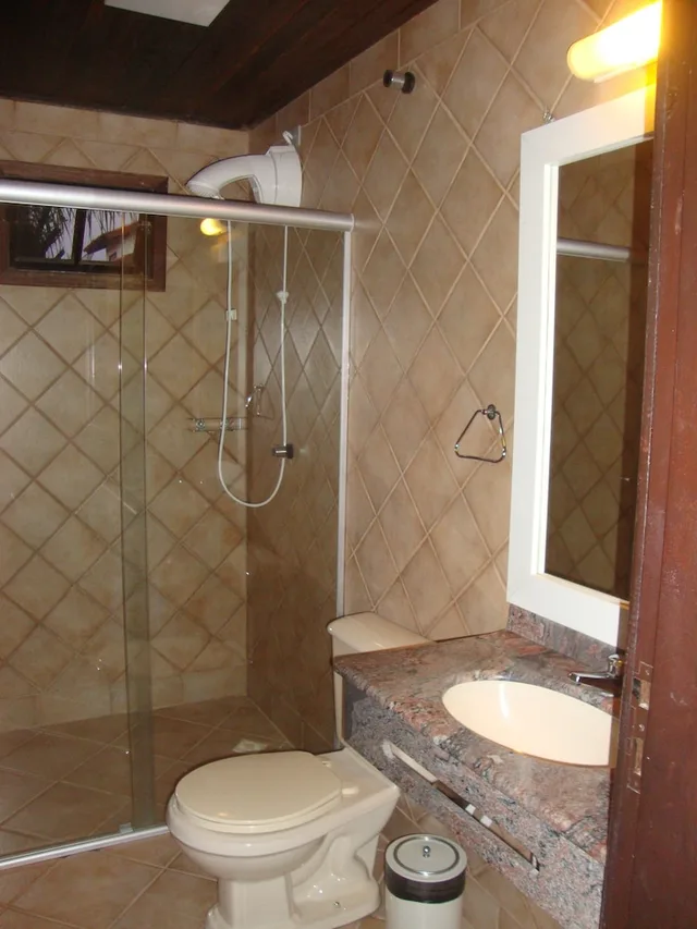Standard, 1 Queen and 1 Bunk Bed, Sea Front، Pousada Canto Grande 2/2