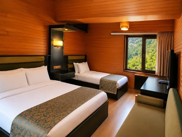 غرفة قياسية ثلاثية بسرير مزدوج وسرير فردي، AYDER DOGA RESORT 1/9
