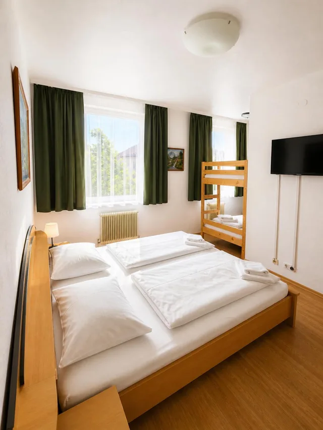 غرفة رباعية بسرير بطابقين، Hotel Kaffeemuhle 7/10