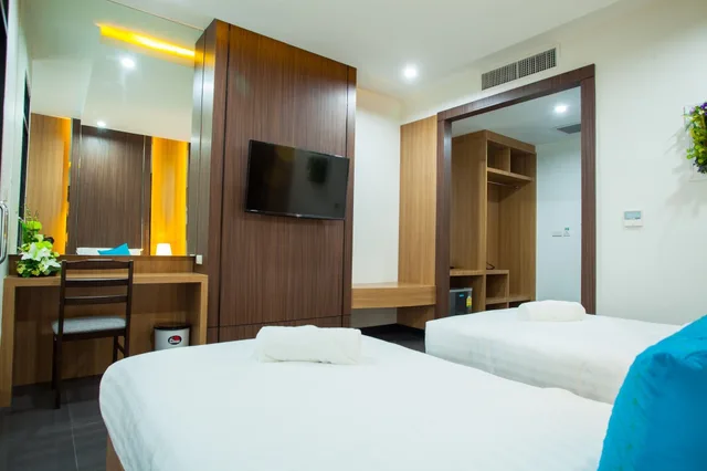 Lanai, Standard, Twin Beds, Thanburi Hotel 3/4