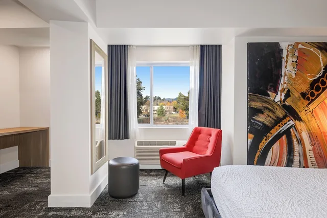 Standard, King Bed, Mountain Side، Lake Placid Inn Boutique Hotel 4/7