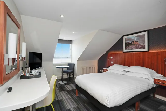 غرفة قياسية بسرير مزدوج، The Place Hotel 4/10