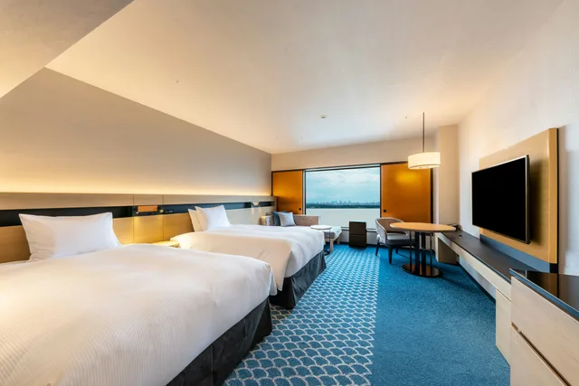 Ocean, Executive, Twin Beds، Hilton Tokyo Bay 2/4