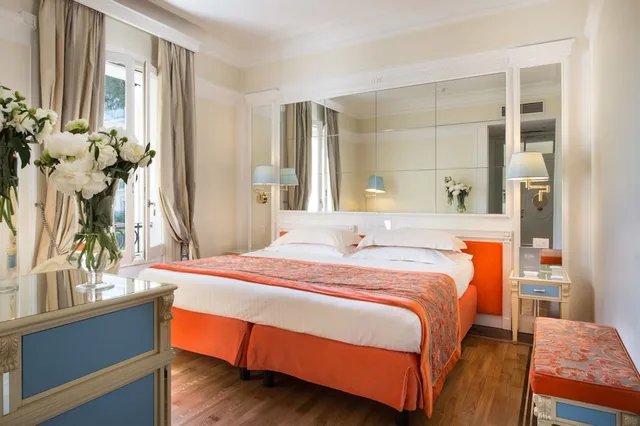 Basic, Double Bed, Grand Hotel Des Bains 2/3