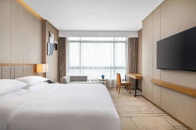 Deluxe, King Bed, City View, Adult Only، Four Points by Sheraton Shanghai, Kangqiao 1/2