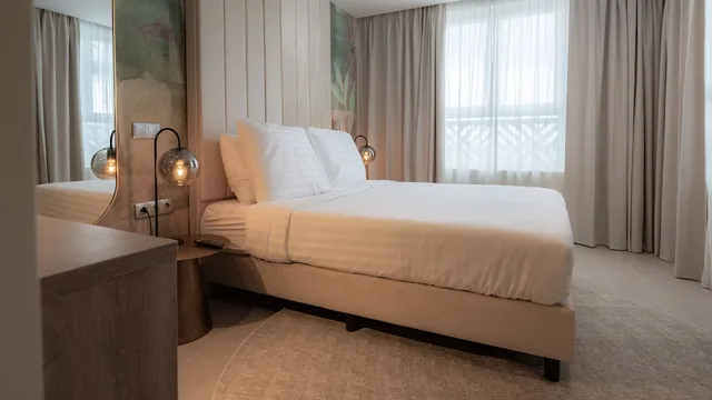 غرفة بسرير كوين بإطلالة على المدينة، Harbor Hotel and Casino Curacao 3/4