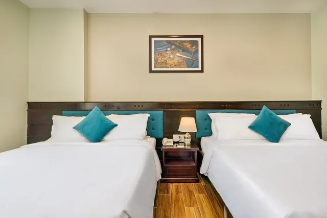 غرفة ديلوكس ثلاثية بسريرين كوين بإطلالة على المدينة، Celina Hotel & Apartment 3/6