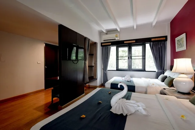 جناح جونيور، Natural Park Resort Pattaya 2/9