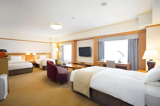غرفة بزنس ثلاثية بسريرين منفصلين مع أريكة، Hotel Nikko Kansai Airport 2/3
