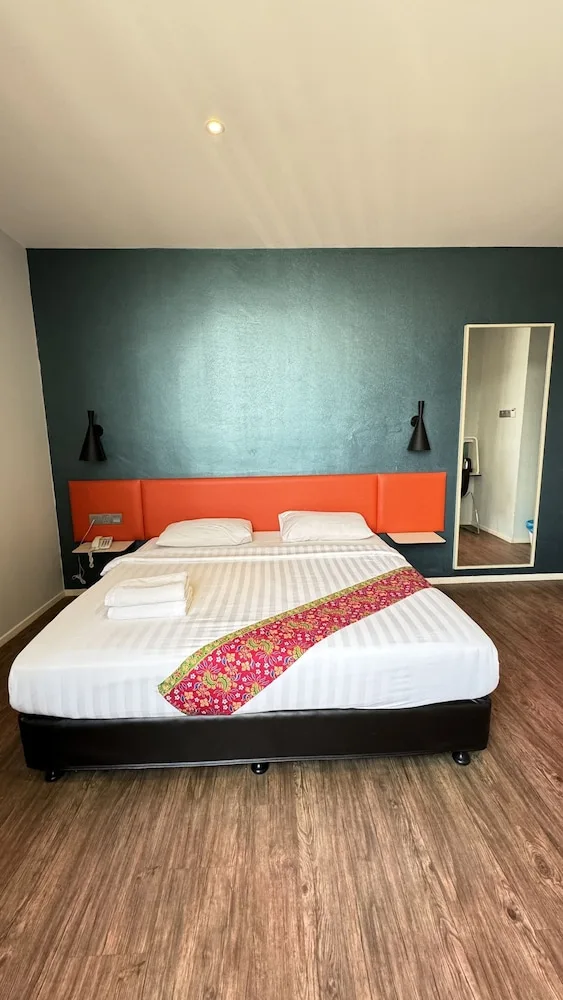 غرفة تنفيذية بسرير كينج، Win Win Boutique Hotel Port Dickson 4/8